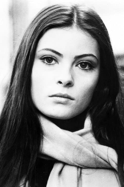 Sonia Petrovna as Vanina Abati in Indian Summer