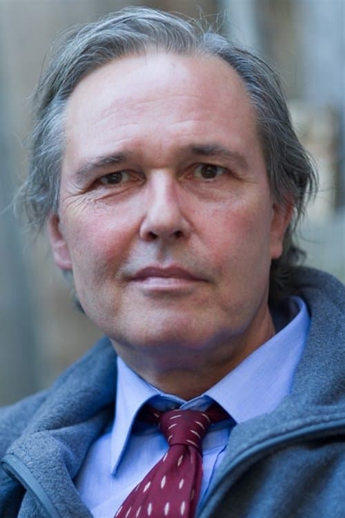 Pascal Bongard as Le maรฎtre de cรฉrรฉmonie in 13 Tzameti