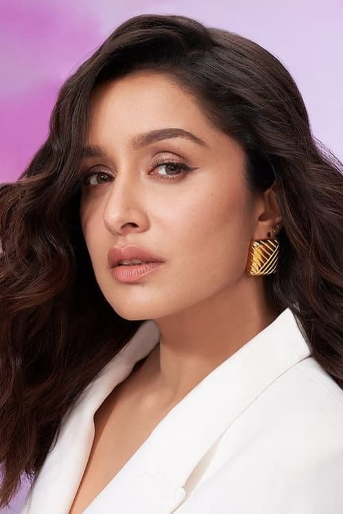 Shraddha Kapoor as Unnamed Woman in Stree 2
