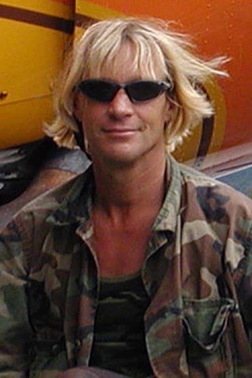 Timothy Treadwell as Self (archive footage) in Grizzly Man