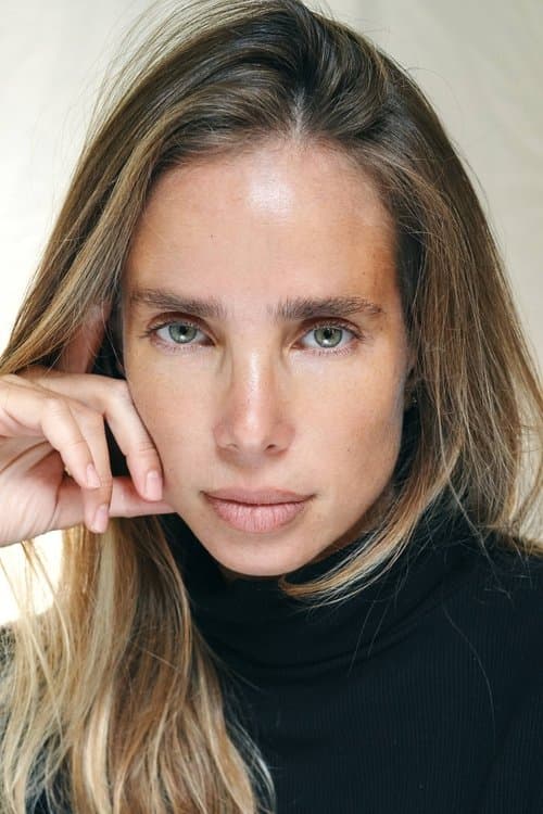 Sarai Givaty as Sara in Body of Deceit