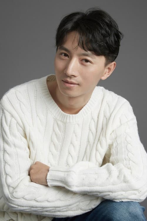 Zheng Xi as Jiang Ziya (voice) in Jiang Ziya