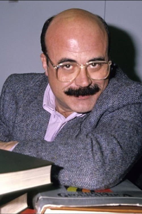 Constantino Romero as Narrator (voice) in Earth