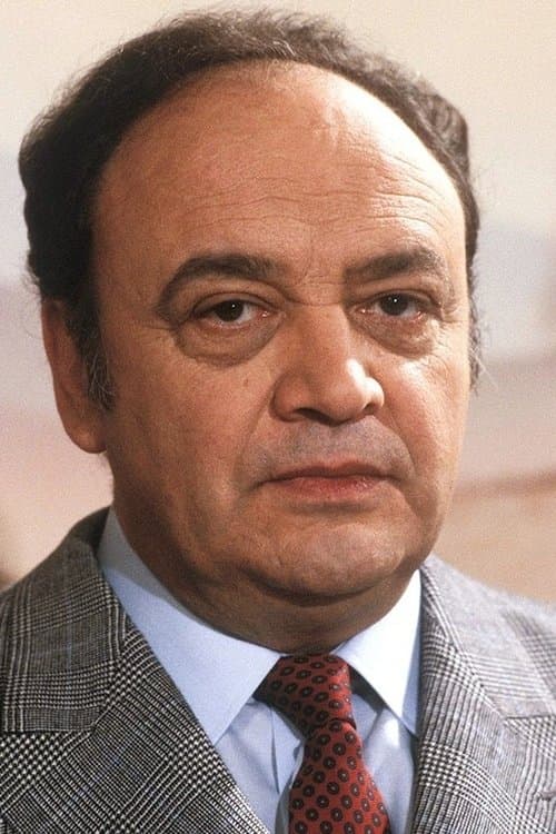 Raymond Pellegrin as Carlos in Behold a Pale Horse