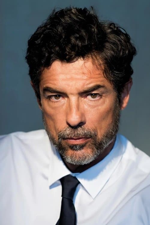 Alessandro Gassmann as Filippo in Ignorance Is Bliss