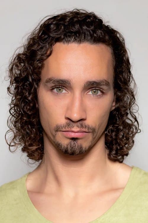 Robert Sheehan as Leon in Moonwalkers