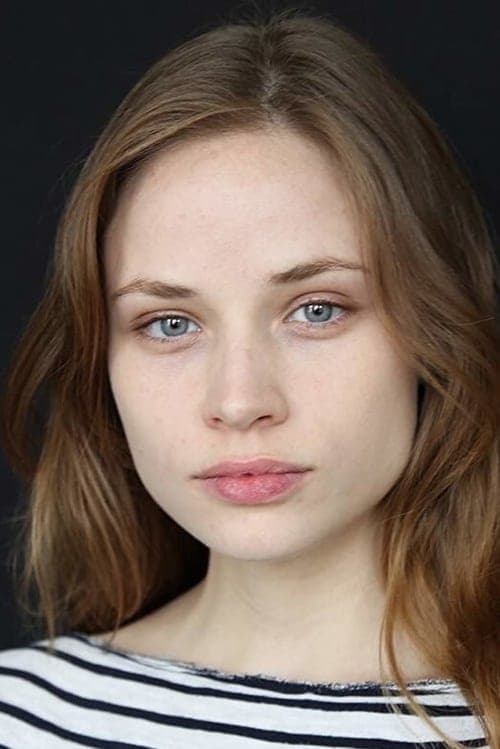 Makenzie Leigh as Jayne in James White