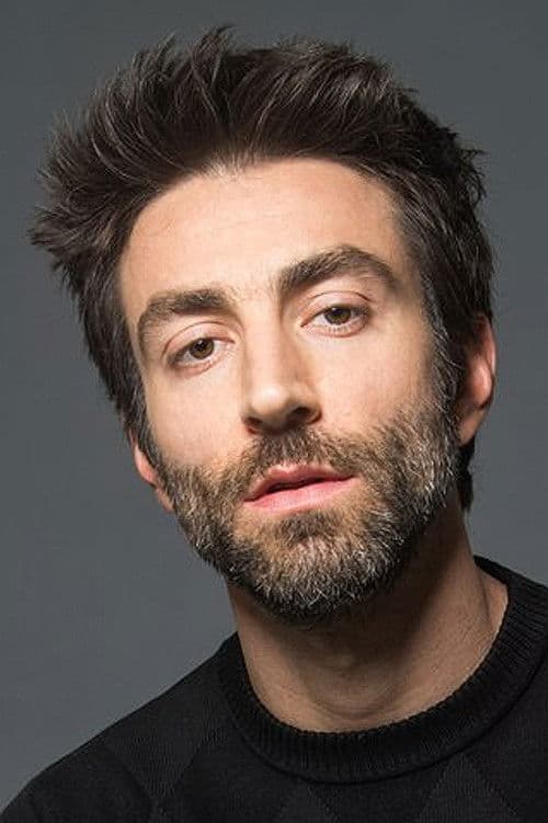 Rodrigo Pandolfo as Juliano in My Mom Is a Character 3