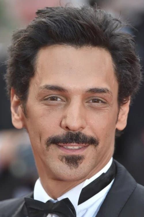 Tomer Sisley as Le marquis de Plessis-Bellière in Angélique
