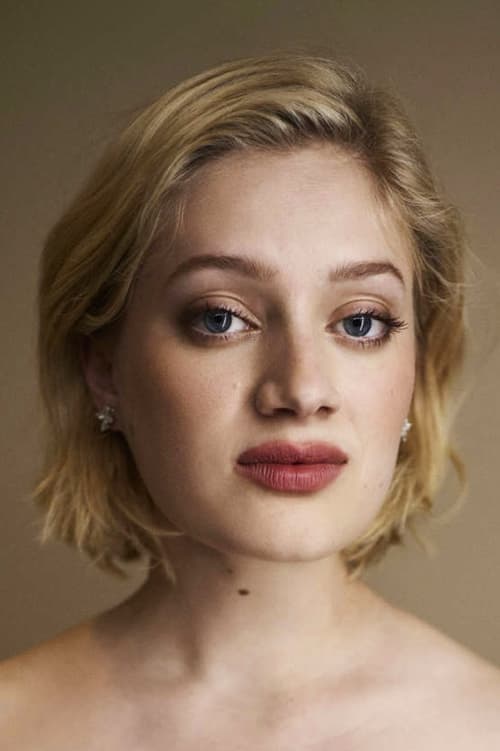 Nadia Tereszkiewicz as Marion, young lover in Only the Animals