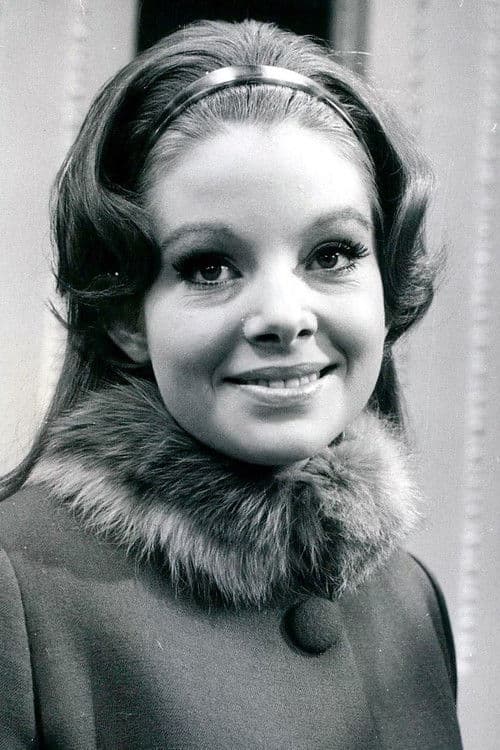 Anna Calder-Marshall as Cathy Earnshaw in Wuthering Heights