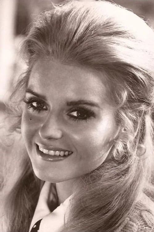 Sharon Farrell as Corrie in The Reivers