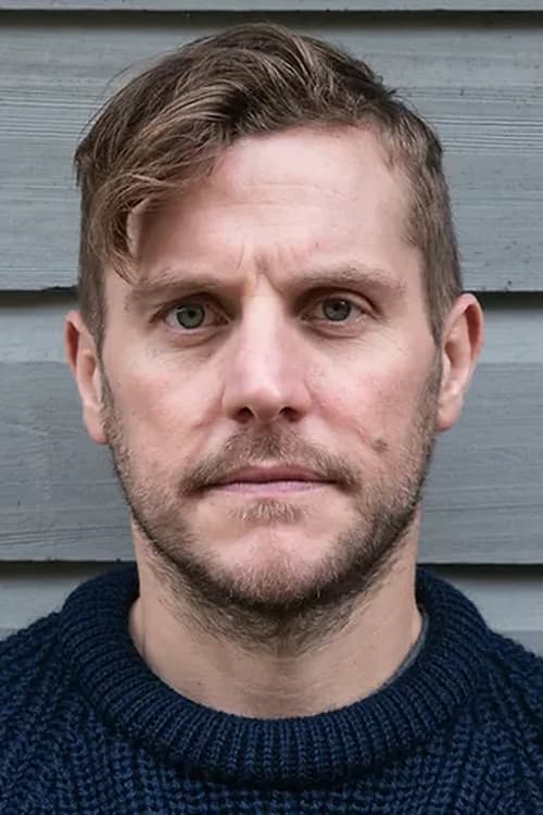 Peter Coonan as Mal in Hokum
