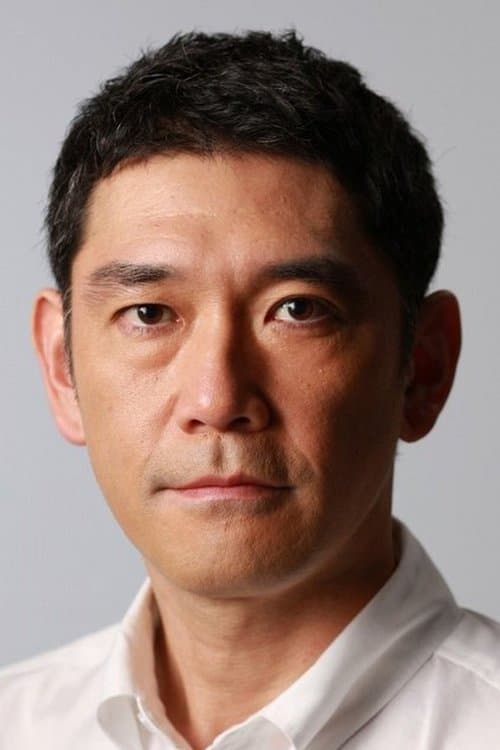 Tetta Sugimoto as Minoru Kakinouchi in I Give My First Love to You