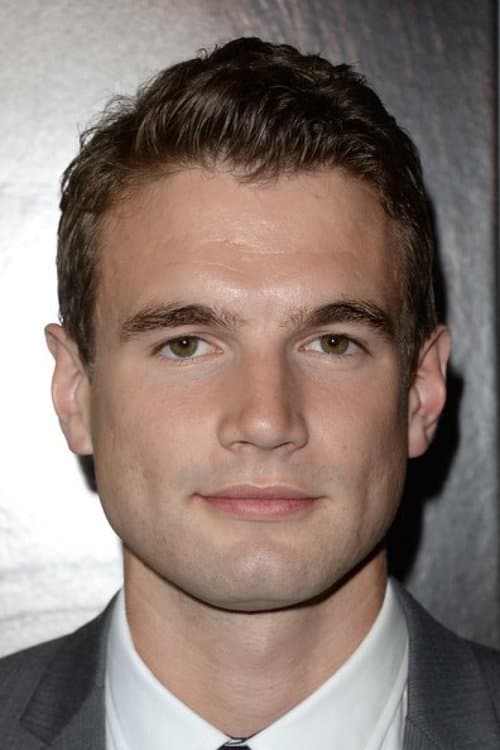 Alex Russell as Kevin in Jungle
