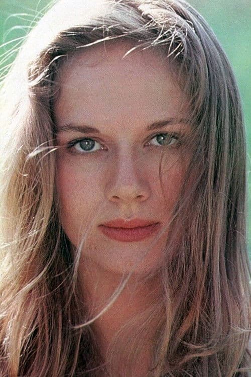 Dominique Sanda as MicΓ³l in The Garden of the Finzi-Continis