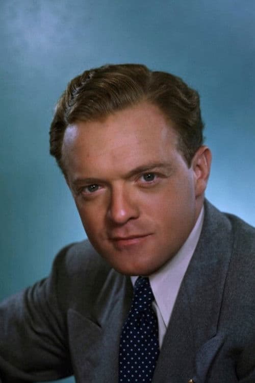 Van Heflin as Sam Masterson in The Strange Love of Martha Ivers