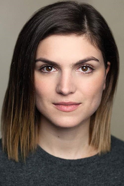 Carlotta Morelli as Anna in Forever First Love