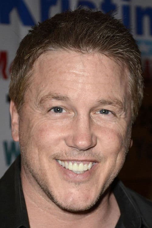 Lochlyn Munro as Bill in Thieves Highway