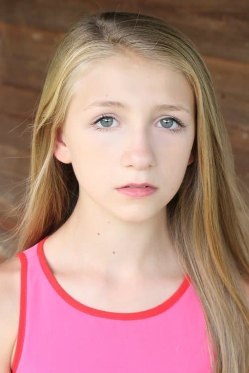 Emma Rayne Lyle as Bridget in Jessica Darling's It List