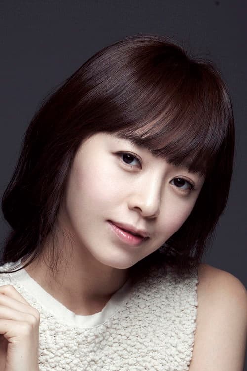 Kang Sung-yeon as Jang Nok-su in King and the Clown