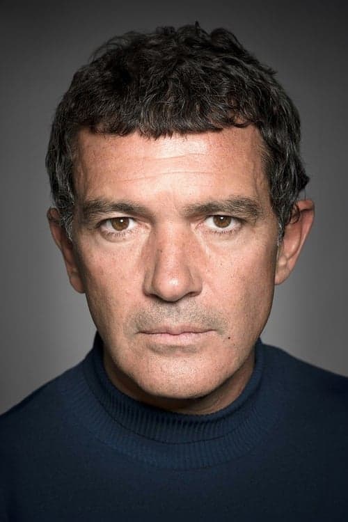 Antonio Banderas as Don Alejandro de la Vega / Zorro in The Legend of Zorro