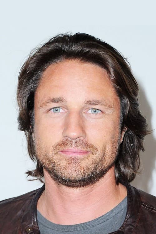 Martin Henderson as Kevin Beam in Miracles from Heaven