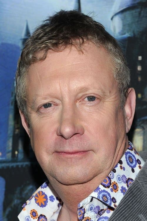 Mark Williams as Exterminator Jeff in The Borrowers