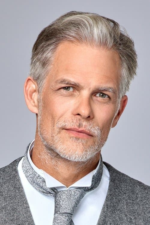 Martin Cummins as Tony in Site Unseen: An Emma Fielding Mystery