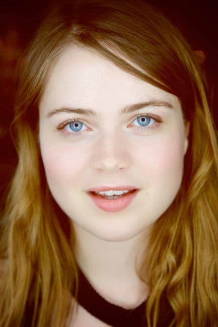 Hera Hilmar as Hester Shaw in Mortal Engines