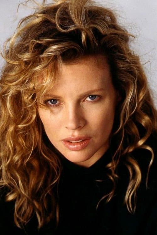 Kim Basinger as Stephanie in 8 Mile