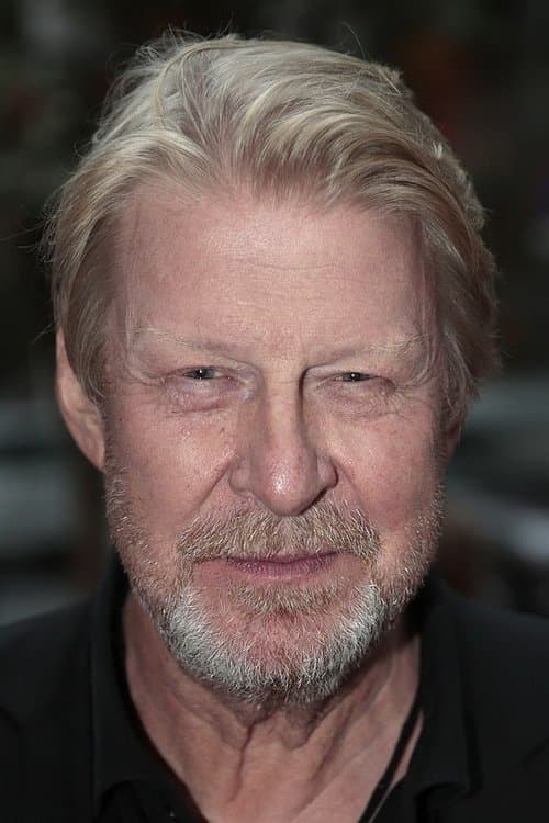 Rolf Lassgรฅrd as Ove in A Man Called Ove