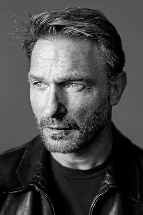Thomas Kretschmann as JΓΌrgen Hinzpeter in A Taxi Driver