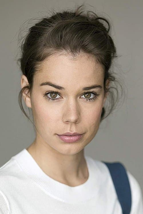Laia Costa as Larissa Cannon in Lee Cronin's The Mummy