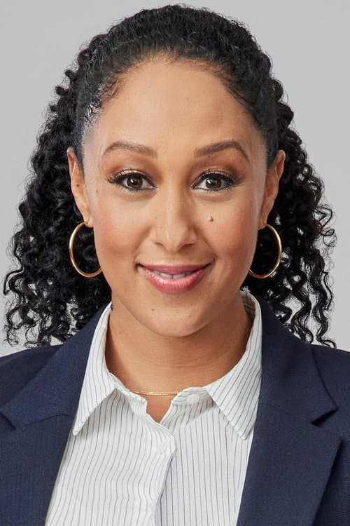 Tamera Mowry-Housley as Camryn Barnes / Apolla in Twitches
