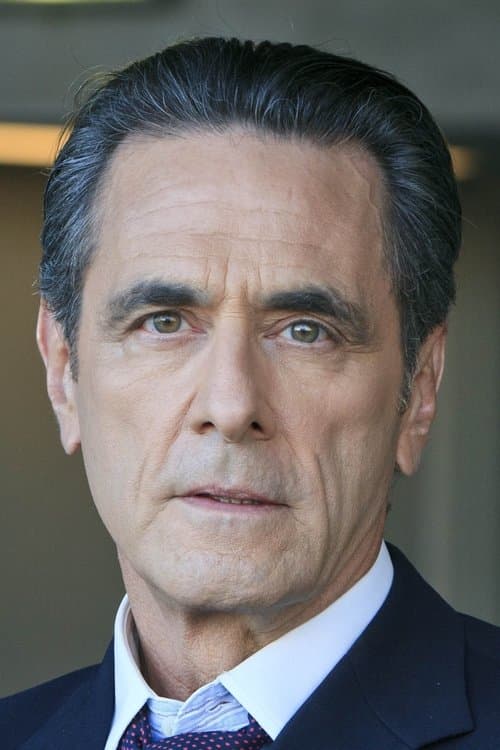 Robin Thomas as Graham Winslow in Mystery 101: Playing Dead