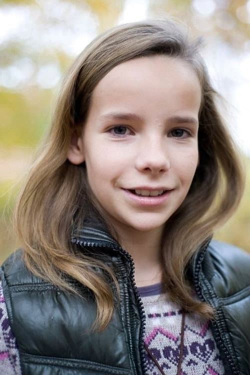 Stella Kunkat as Margot Frank in The Diary of Anne Frank