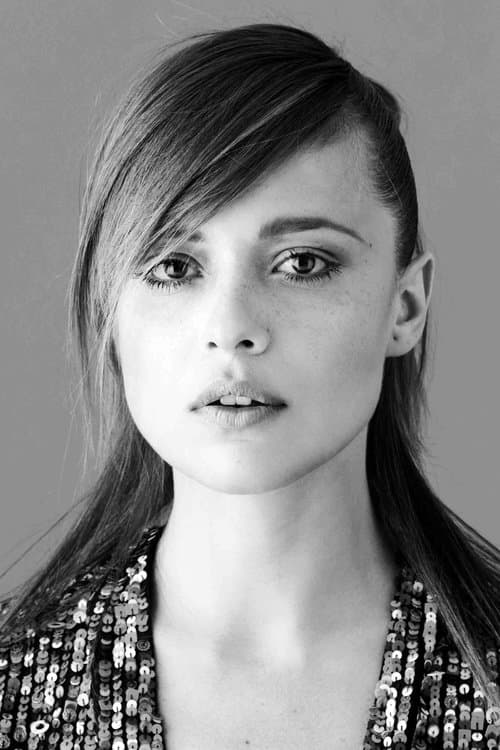 Valeria Bilello as Margherita in Ignorance Is Bliss