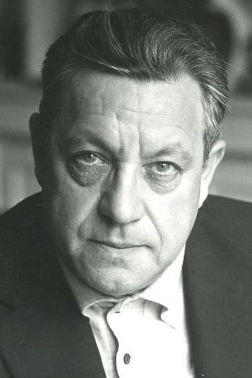 Paul Frankeur as Fredo in Speaking of Murder