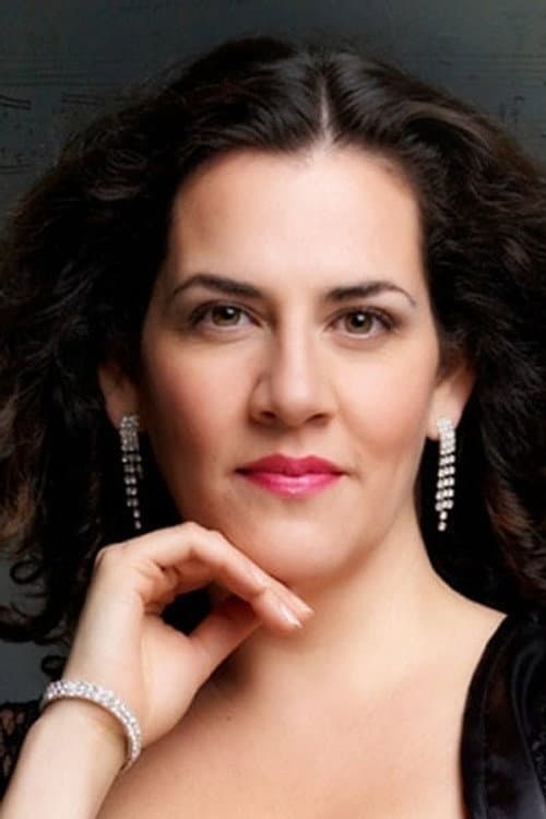 Pamela Flores as Sara / Stella Díaz Varín in Endless Poetry