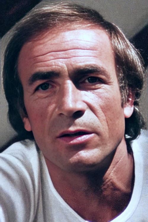 Venantino Venantini as Billy Kane in Bandidos