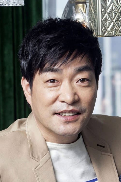 Son Hyun-joo as Won Gyun in Hansan: Rising Dragon
