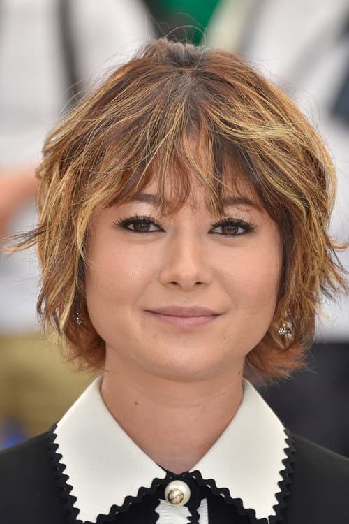 Yoko Maki as Kyoko Shiraishi in After the Storm