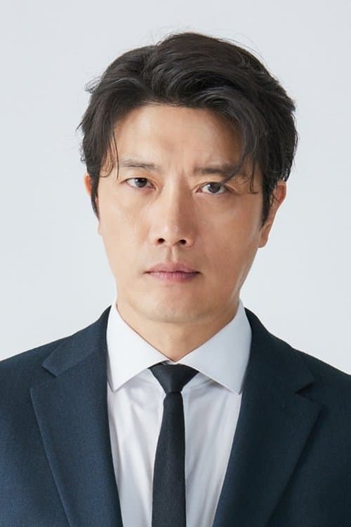 Park Hee-soon as Choi in The Witch: Part 1. The Subversion
