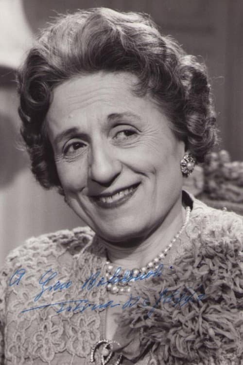 Titina De Filippo as Adelaide in Side Street Story