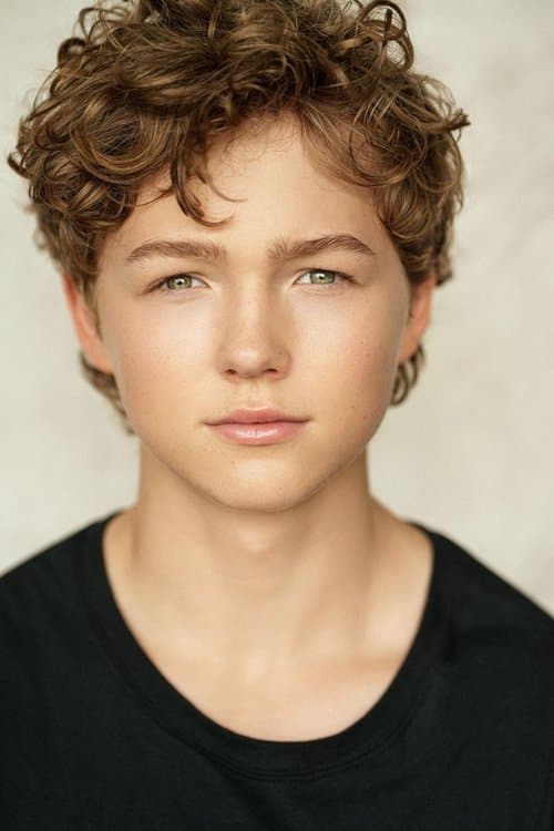 Christian Convery as Brian Platt in The End of Oak Street