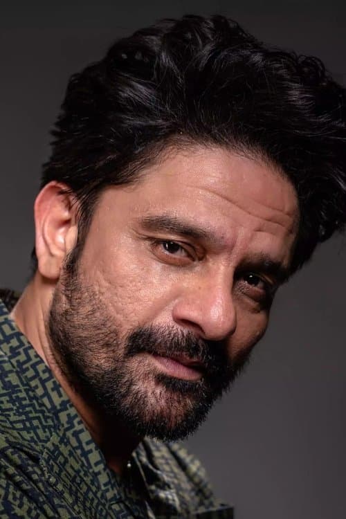 Jaideep Ahlawat as Naren Vyas in Jaane Jaan