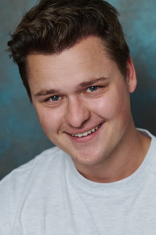Cooper Tomlinson as Ian in Obsession