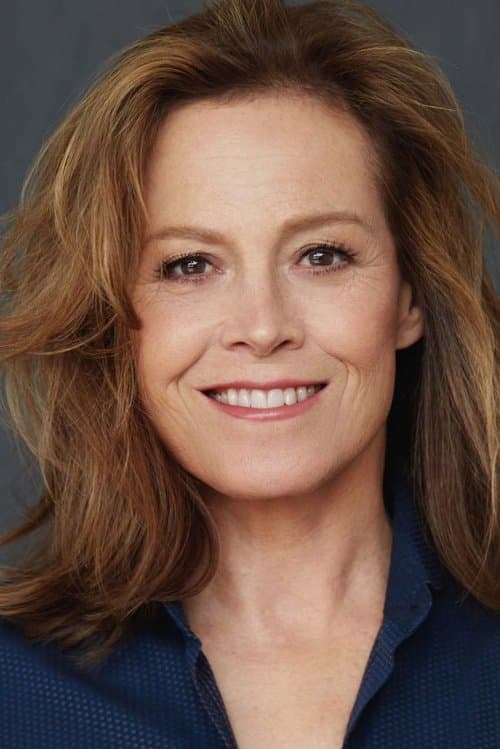 Sigourney Weaver as Kiri in Avatar: Fire and Ash