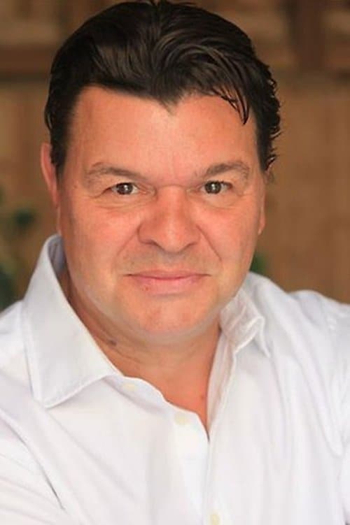 Jamie Foreman as Lenny Taylor in Gangster No. 1